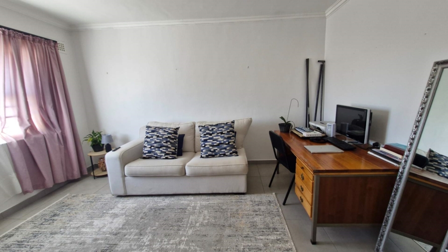 To Let 1 Bedroom Property for Rent in Fish Hoek Western Cape